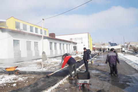 Քաղաքաշինության կոմիտեի նախագահն այցելել է Արեգնադեմի դպրոցի շինարարական հրապարակ
