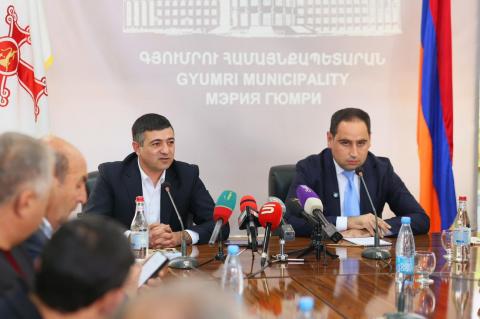 Սարիկ Մինասյանը խոստացել է Գյումրիի կառավարումը շատ արագ դուրս բերել ճգնաժամային իրավիճակից