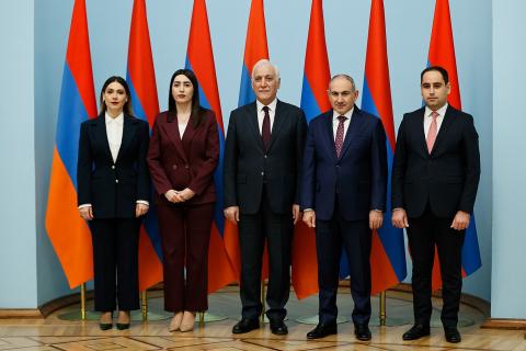 Swearing-in ceremony of newly appointed ministers held at Presidential Palace