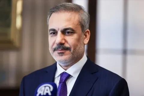 Թուրքիայի արտգործնախարարը հանդիպել է Սիրիայի նոր իշխանության առաջնորդի հետ