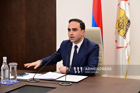 Վերահսկողությունն իրականացնելու է քաղաքապետարանը. Ավինյանը՝ մանկապարտեզներում տեսահսկման համակարգերի տեղադրման մասին