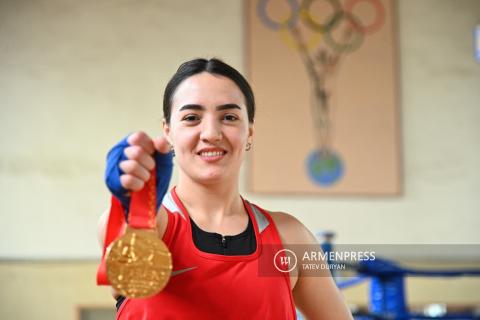 Boxeadora Ani Hovsepyan entrenará para el campeonato mundial en Inglaterra