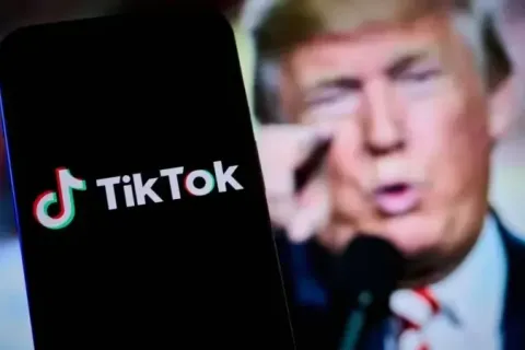 TikTok restores service in U.S., thanks Trump