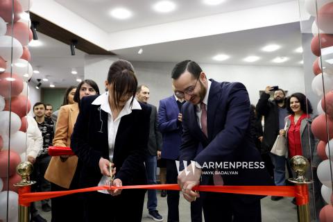 Microchip'in yeni ofisinin açılışı
