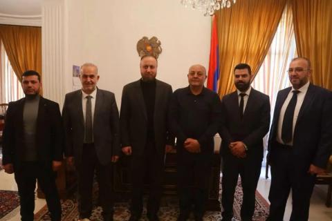 Armenia always ready to cooperate with elected authorities of Syria, consul-general tells Aleppo official