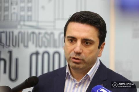 Ален Симонян отвечает на вопросы журналистов