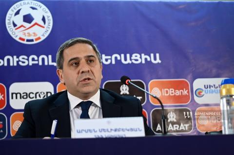 Presidente de Federación Armenia de Fútbol se refirió al pedido de su renuncia
