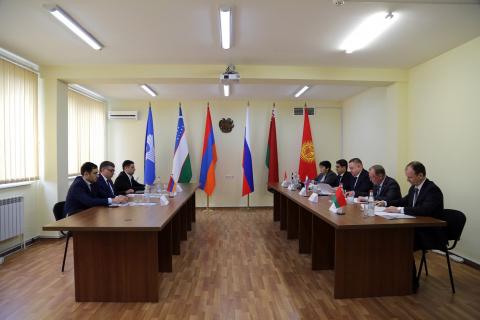 Երևանում ընթանում է ԱՊՀ երկրների մաքսային ծառայությունների իրավապահ ստորաբաժանումների կինոլոգիական հարցերով աշխատանքային խմբի նիստը
