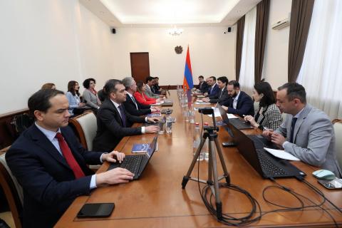 ՀՀ ֆինանսների նախարարն ու ԱՄՀ հայաստանյան առաքելության ղեկավարը քննարկել են «Տնտեսական և ֆինանսական քաղաքականության» հուշագրի նախագծին առնչվող կարևոր հարցեր