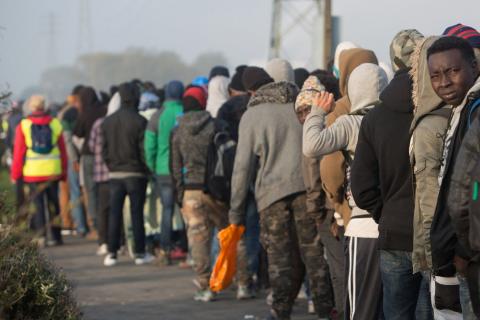 Франция впервые за 5 лет обогнала Германию по числу прошений о предоставлении убежища