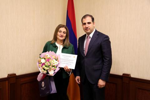 Հարկ վճարողի օրվան ընդառաջ շնորհակալագրերի և հուշանվերների հանձնման արարողություն՝ ՊԵԿ-ում