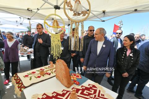 Քաղաքացու օրը Ապարանում