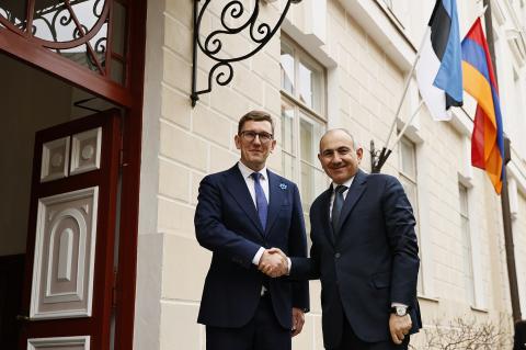 Début de la réunion des Premiers ministres d'Arménie et d'Estonie à Tallinn