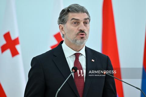 Միխեիլ Կավելաշվիլին Վահագն Խաչատուրյանին հրավիրել է Վրաստան