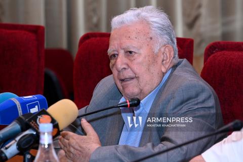 Կյանքից հեռացել է ԳԱԱ նախկին նախագահ, ակադեմիկոս Ռադիկ Մարտիրոսյանը