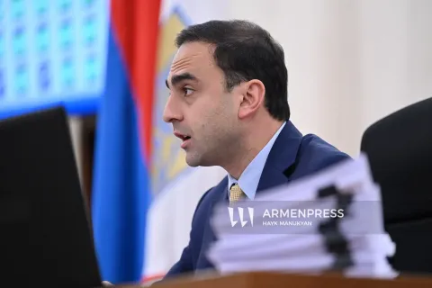 Երևանի քաղաքապետարանը կուսակցական կառույց չէ, վարչական շրջանների ղեկավարները քաղաքապետի ներկայացուցիչներն են. Ավինյան