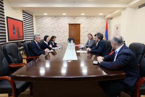 ԿԳՄՍ նախարարն ընդունել է «Ասկոնաս Հոլտ» միջազգային առաջատար երաժշտական ընկերության տնօրենին