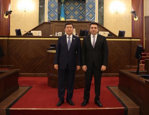 ՀՀ ԱԺ նախագահը Ղազախստանի խորհրդարանի Մաժիլիսի նախագահի ուշադրությունն է հրավիրել Ադրբեջանում ապօրինի պահվող անձանց խնդրին