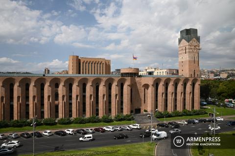 برگزاری نشست اجرایی و رایزنی اداری شهرداری ایروان