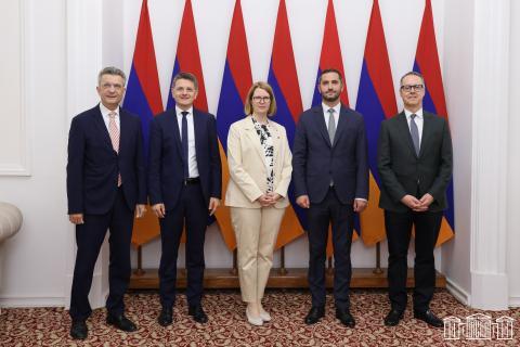 Вице-спикер НС Армении принял делегацию МИД Германии