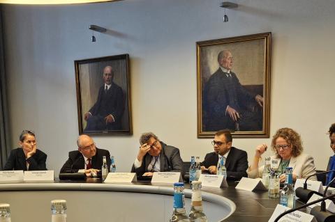 Deputy FM Abisoghomonyan deliveres remarks at discussion on “The Future of Development Cooperation”