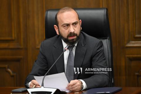 Armenia, Turkiye maintain active and effective dialogue, says FM