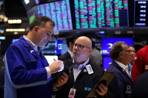 US stocks up - 10-06-25