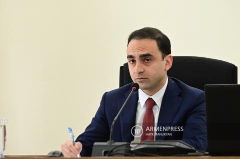 Երևանում տրամվայի վերականգնման ծրագիր չի քննարկվում. Ավինյան