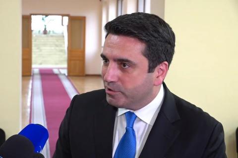 Ալեն Սիմոնյանի ճեպազրույցը
