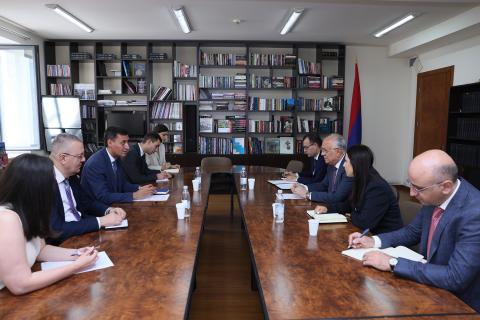 ՀՀ ԿԳՄՍ փոխնախարարն ու Իրաքի դեսպանության գործերի հավատարմատարը քննարկել են համագործակցությանն առնչվող հարցեր