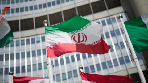 ایران، اخبار ورود هیئت مذاکره‌کننده ایرانی به عمان را تکذیب کرد