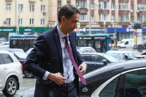 Embajador de Azerbaiyán se retira tras reunión en el Ministerio de Asuntos Exteriores de Rusia