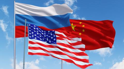 Китай приветствует улучшение отношений между Россией и США