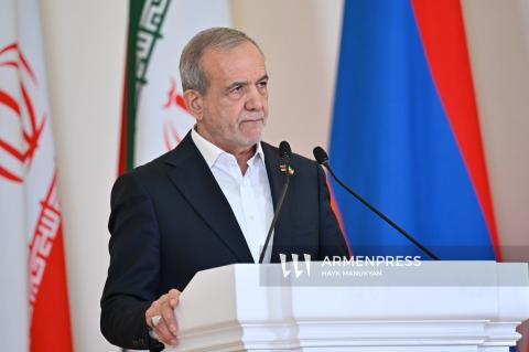 ჩვენ ვუჭერთ მხარს სომხეთსა და აზერბაიჯანს შორის მშვიდობის შესახებ მოლაპარაკებებს: ფეზეშქიანი