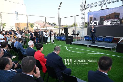 مراسم افتتاح کالج فناوری‌های خلاق ارمنستان