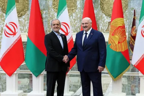 ლუკაშენკომ მინსკში მიიღო ირანის პრეზიდენტი