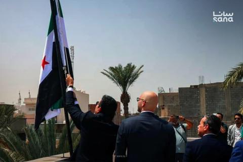 Сирийский флаг поднят над посольством Сирии в Ливии после 13-летнего перерыва