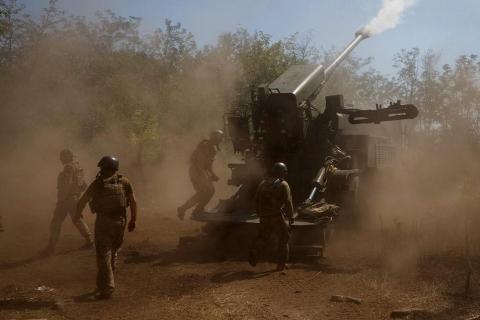 Бухарест предоставил Киеву более 20 партий военной помощи