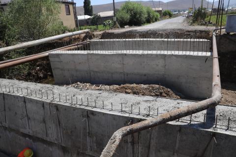 Գավառ-Գեղարքունիք մարզային նշանակության ճանապարհի հիմնանորոգման ծրագրի շրջանակներում կառուցվում է 2 կամուրջ