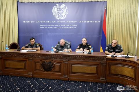ՆԳՆ ոստիկանության պետն ուսումնական տարվա մեկնարկին ընդառաջ աշխատանքային խորհրդակցություն է անցկացրել