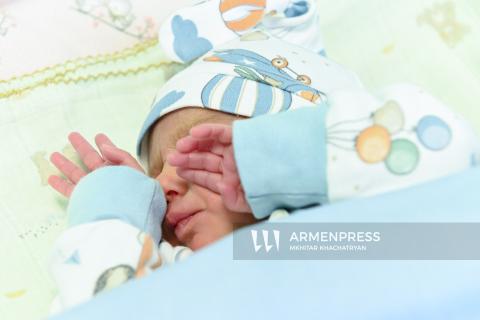 亚美尼亚上半年出生人口14,609人，死亡人口13,012人