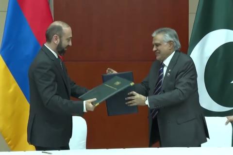 جمهوری ارمنستان و جمهوری اسلامی پاکستان رسماً برقراری روابط دیپلماتیک میان دو کشور را اعلام کردند