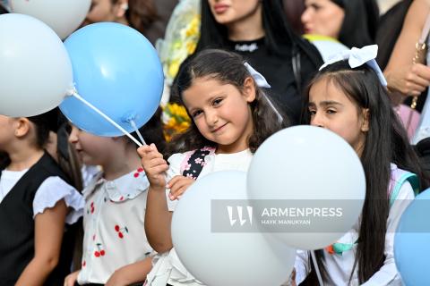 دانش‌آموزان، راهی پیش به‌سوی مدرسه