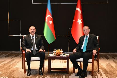 Aliyev y Erdogan discutieron sobre la expansión de sus relaciones bilaterales