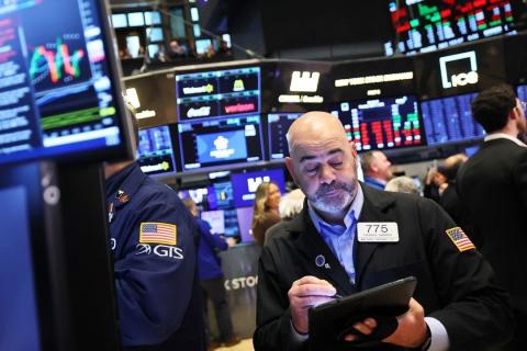 US stocks down - 02-09-25