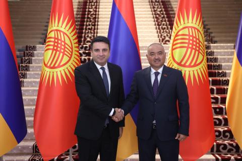 Le président de l’AN a rencontré son homologue kirghize