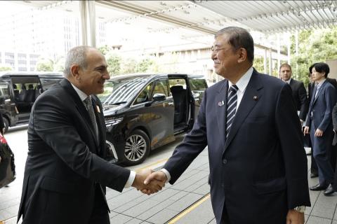 Nikol Pashinyan a rencontré le Premier ministre du Japon à Tokyo