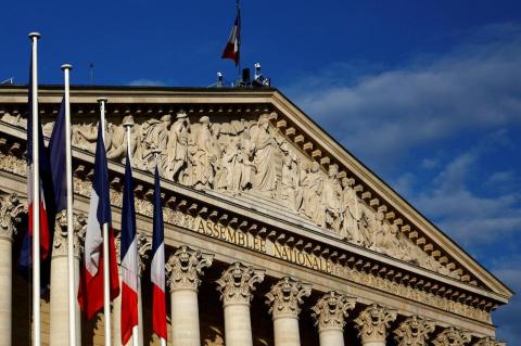 Le Parlement français a exprimé sa défiance envers le gouvernement