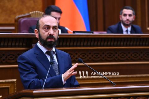Mirzoyan: nous sommes témoins de thèses mensongères et de manipulations
