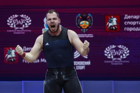 Ծանրորդ Հակոբ Մկրտչյանն ավարտում է պրոֆեսիոնալ կարիերան